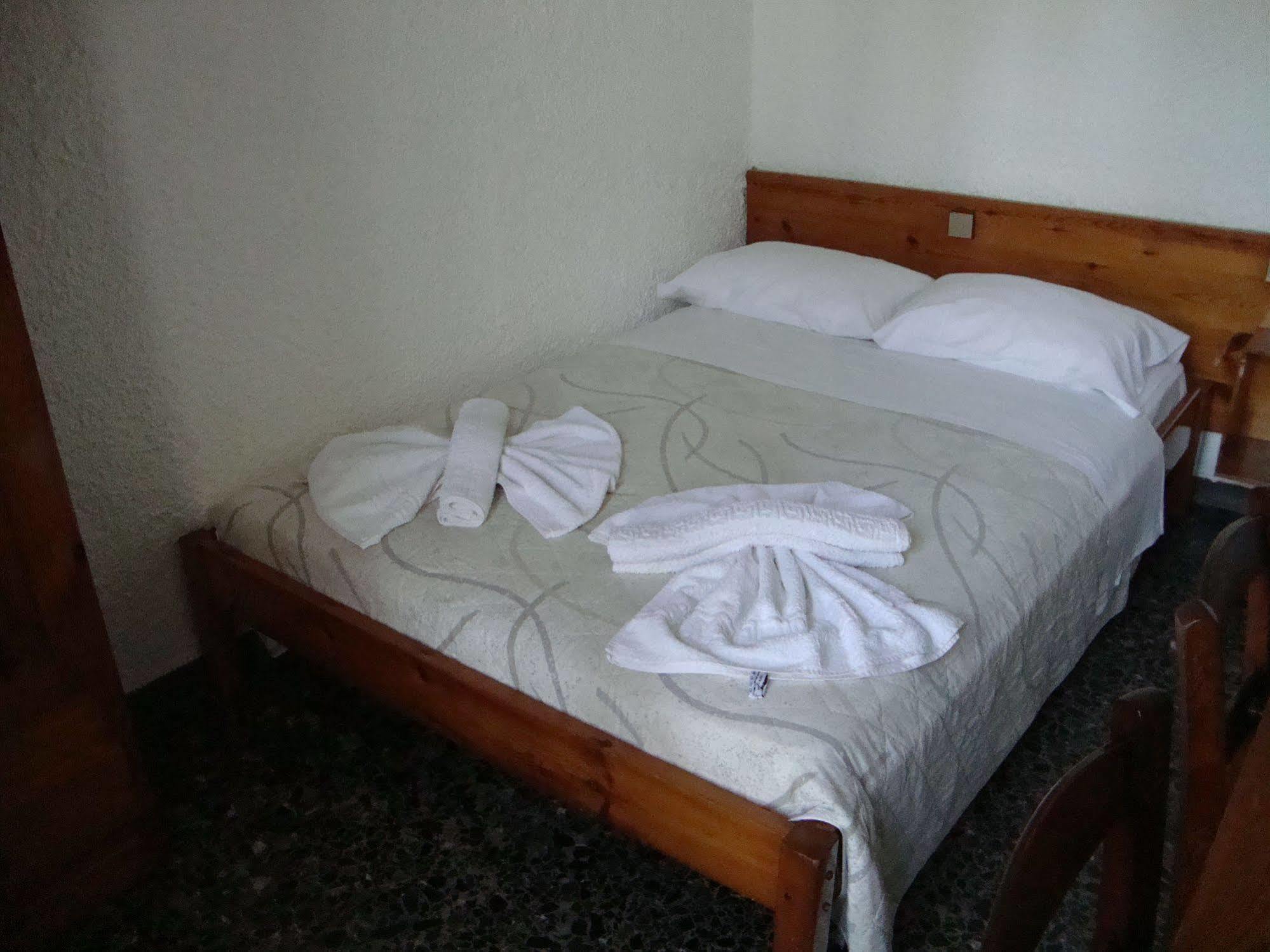 Λεύκα Ξενοδοχείο Κολυμβάρι Εξωτερικό φωτογραφία